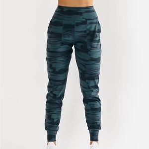 Alphalete Surface Expanse Jogger Blue Canvas Camo XS
